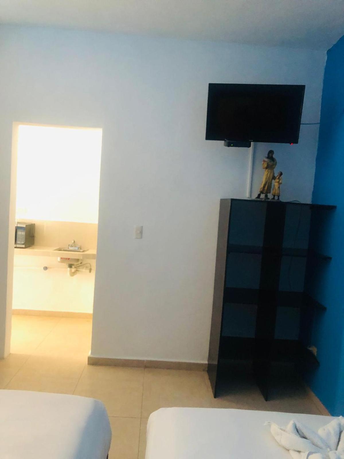 Easy Hotel Playa del Carmen Exteriör bild