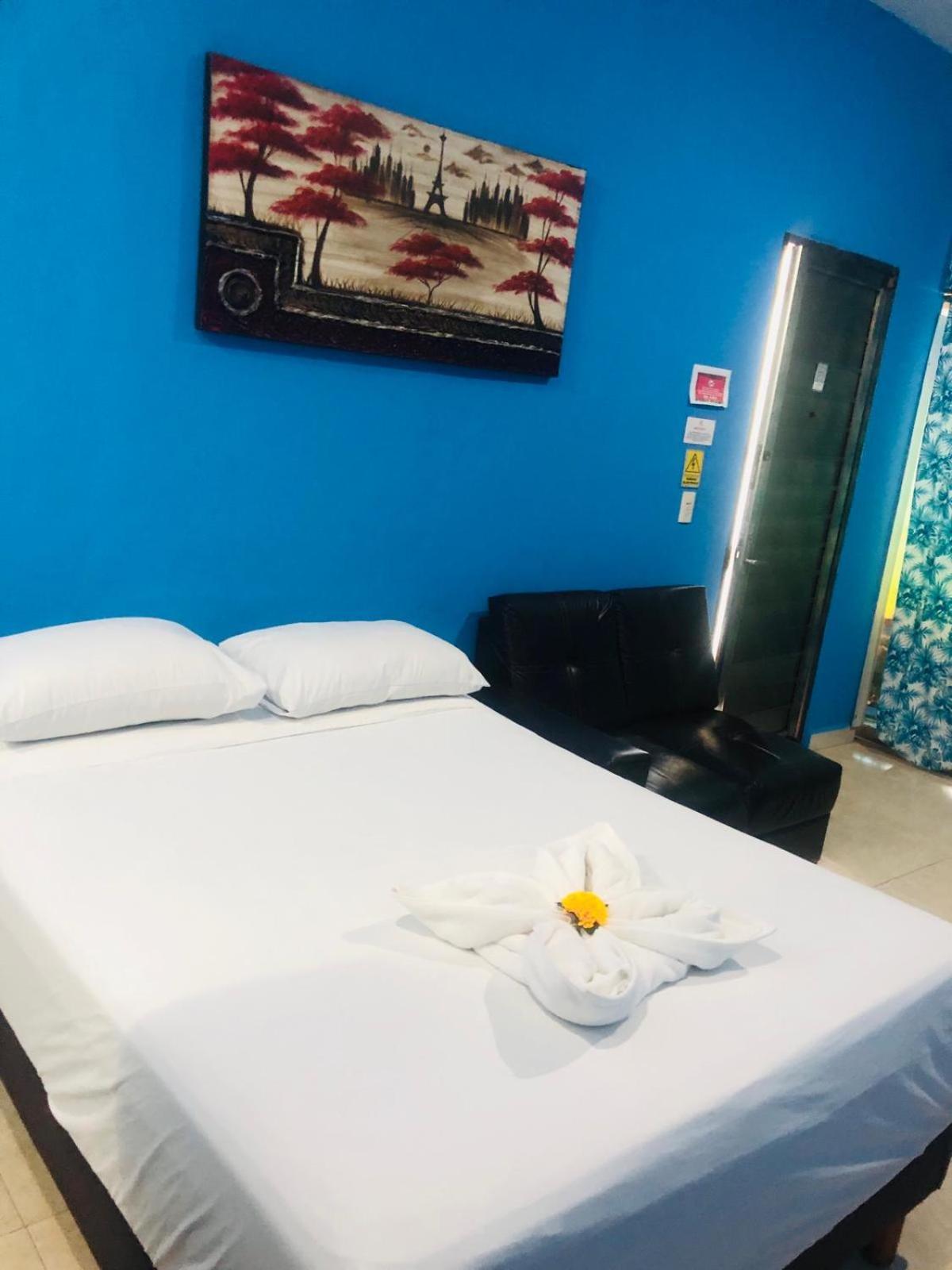 Easy Hotel Playa del Carmen Exteriör bild