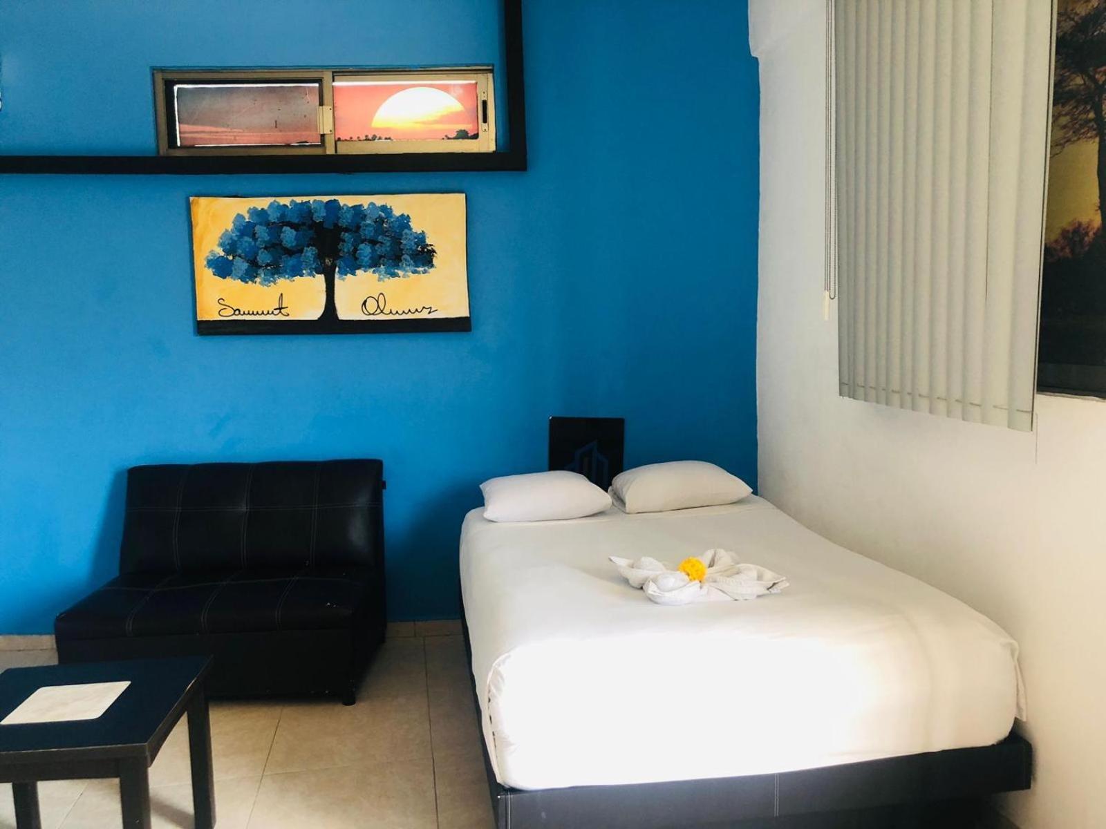 Easy Hotel Playa del Carmen Exteriör bild
